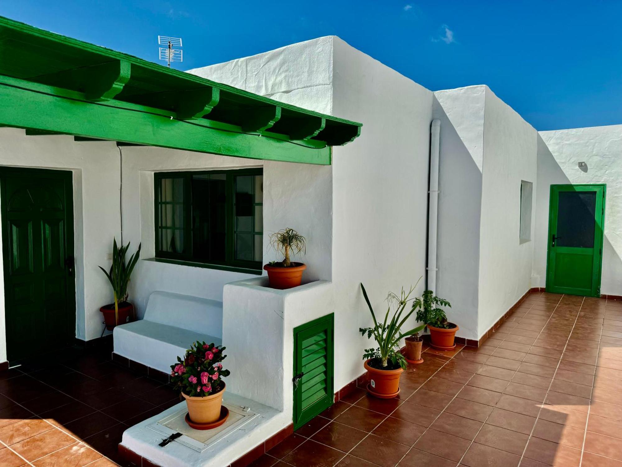 Casa Riadero By Vulcano Homes Guatiza Extérieur photo